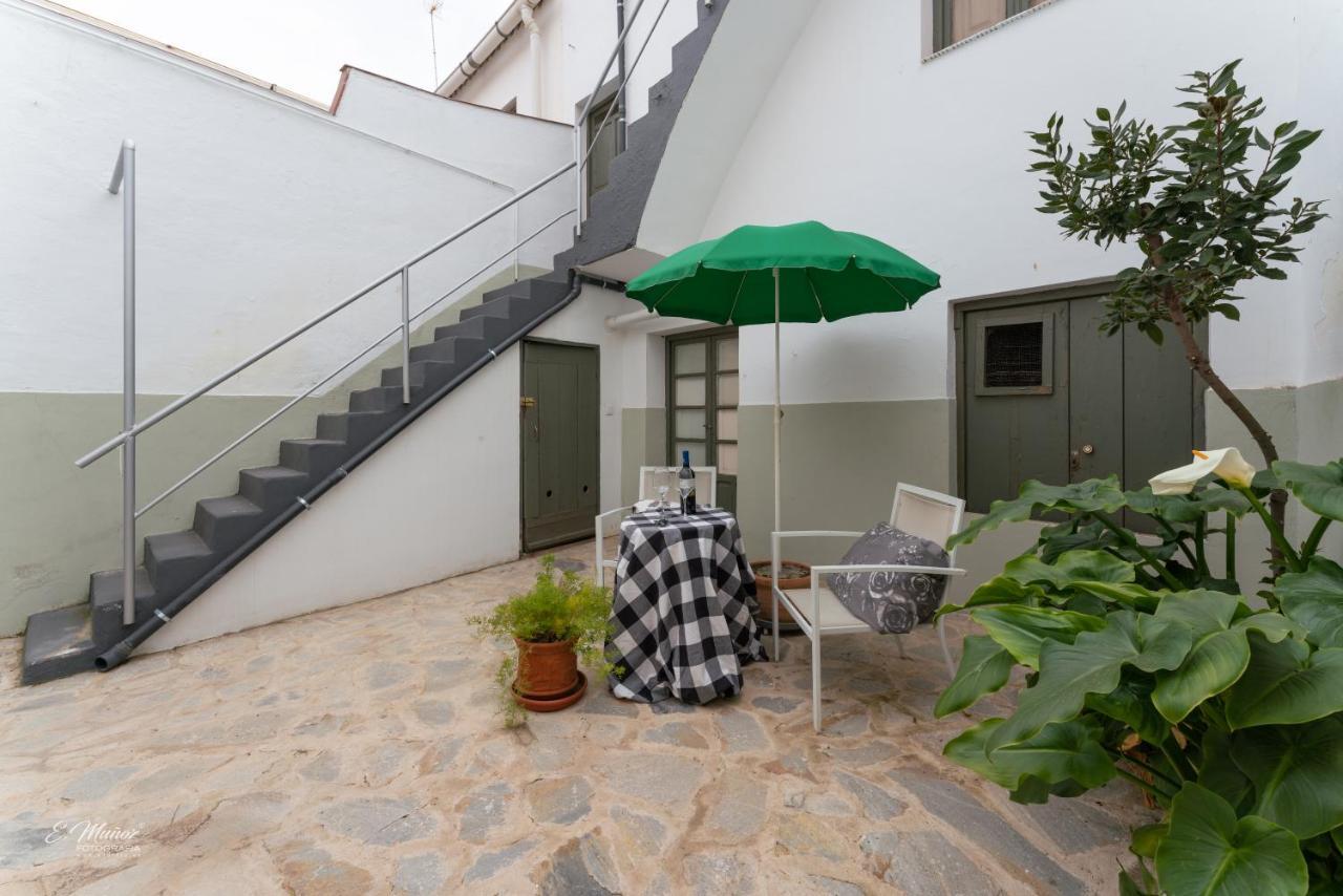 Apartamentos Tibula Museo ميريذا المظهر الخارجي الصورة